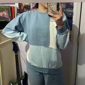Patched Blue Sweatshirt